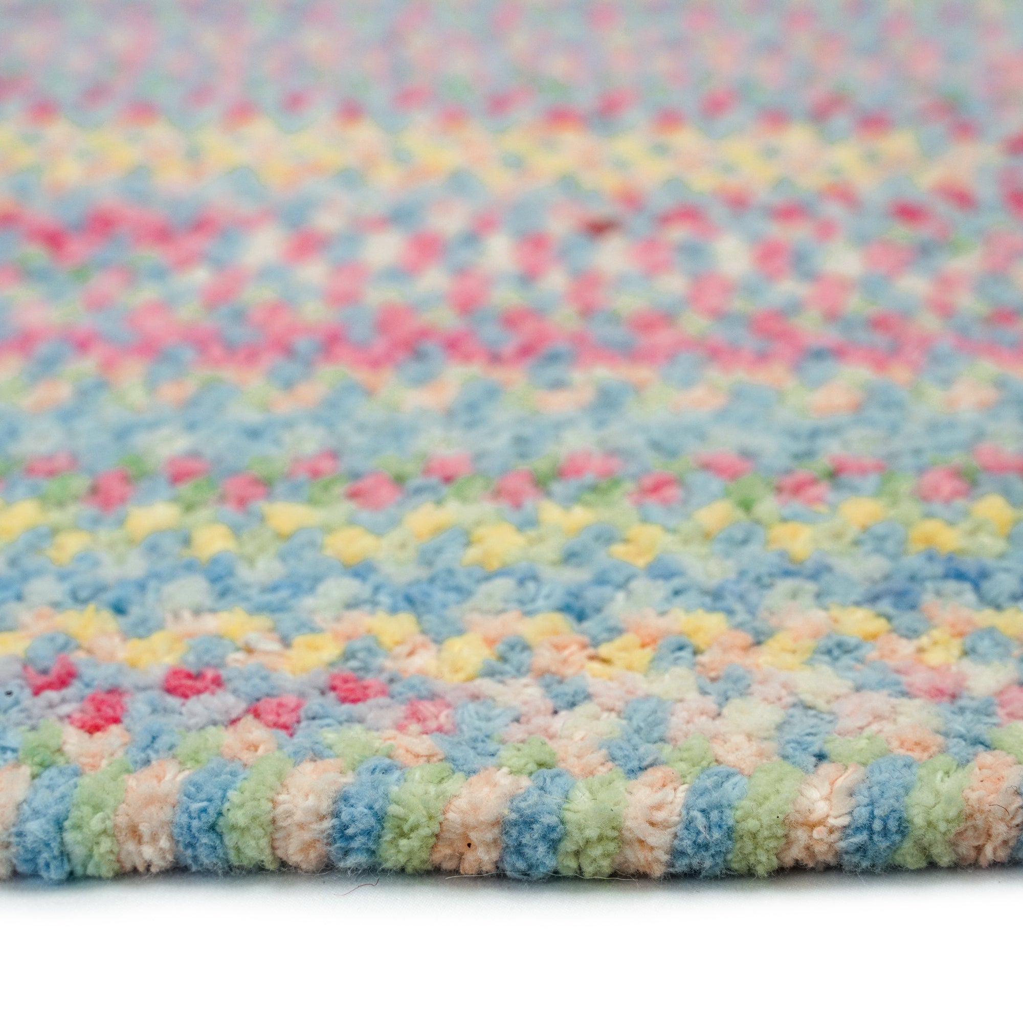 Cutting Garden Blue Bell Braided Rug Round image