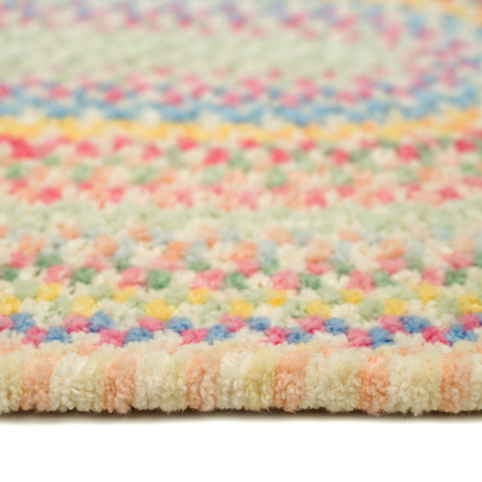 Cutting Garden Lily Braided Rug Round image