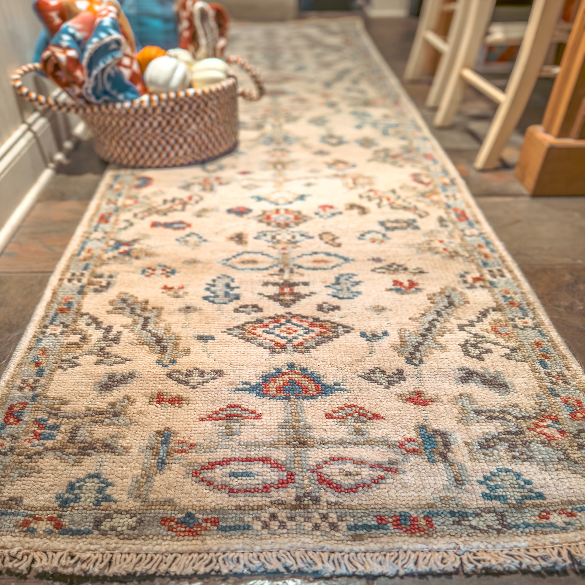 Charise-Isfahan Sand