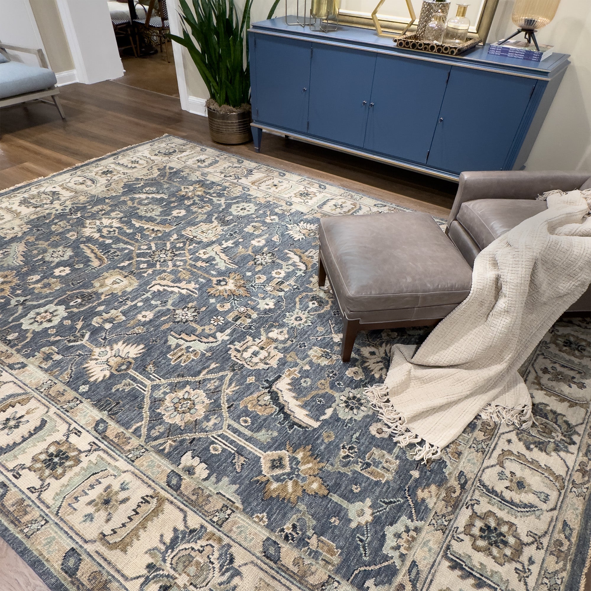 Ashford Lapis Hand Knotted Rug Rectangle image