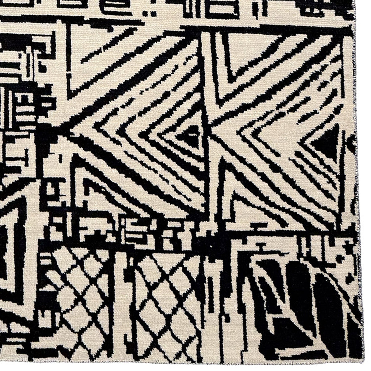 Montpelier Noir Hand Knotted Rug Rectangle image