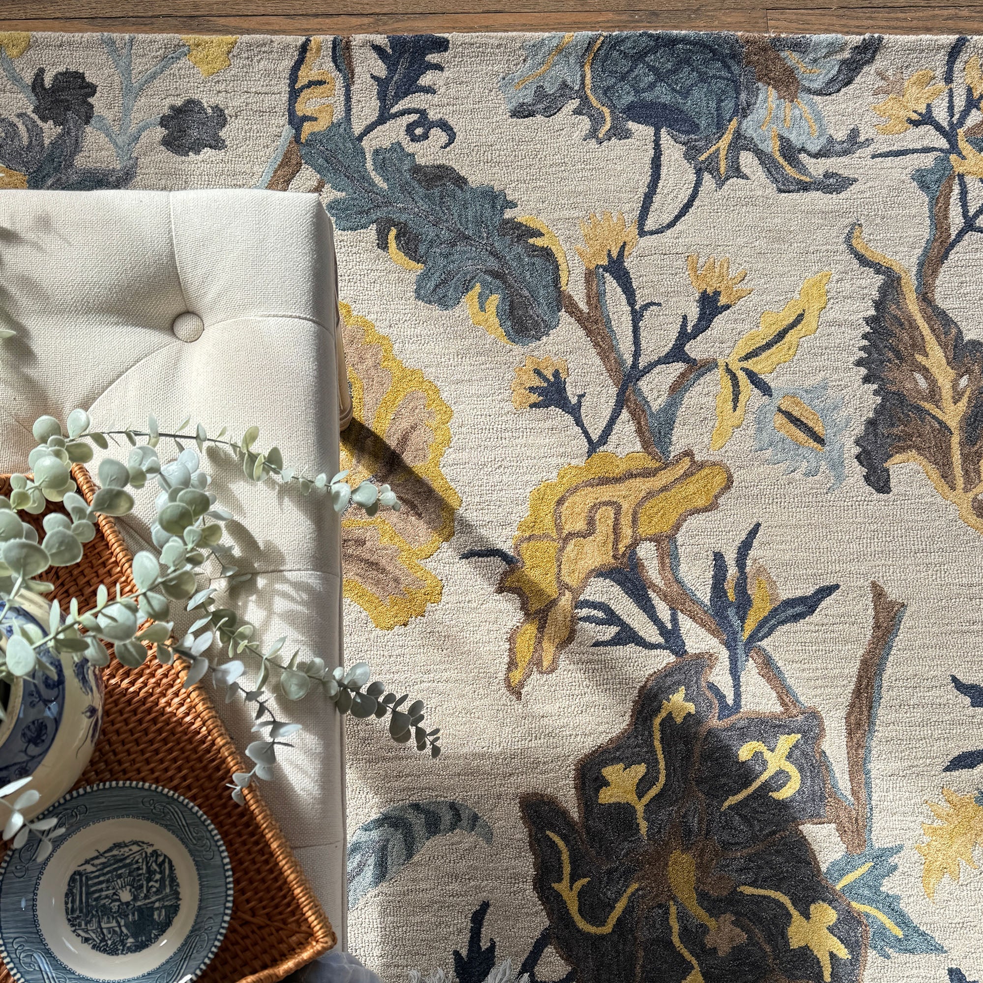 Avanti-Jacobean Gold Multi Hand Tufted Rug Rectangle image