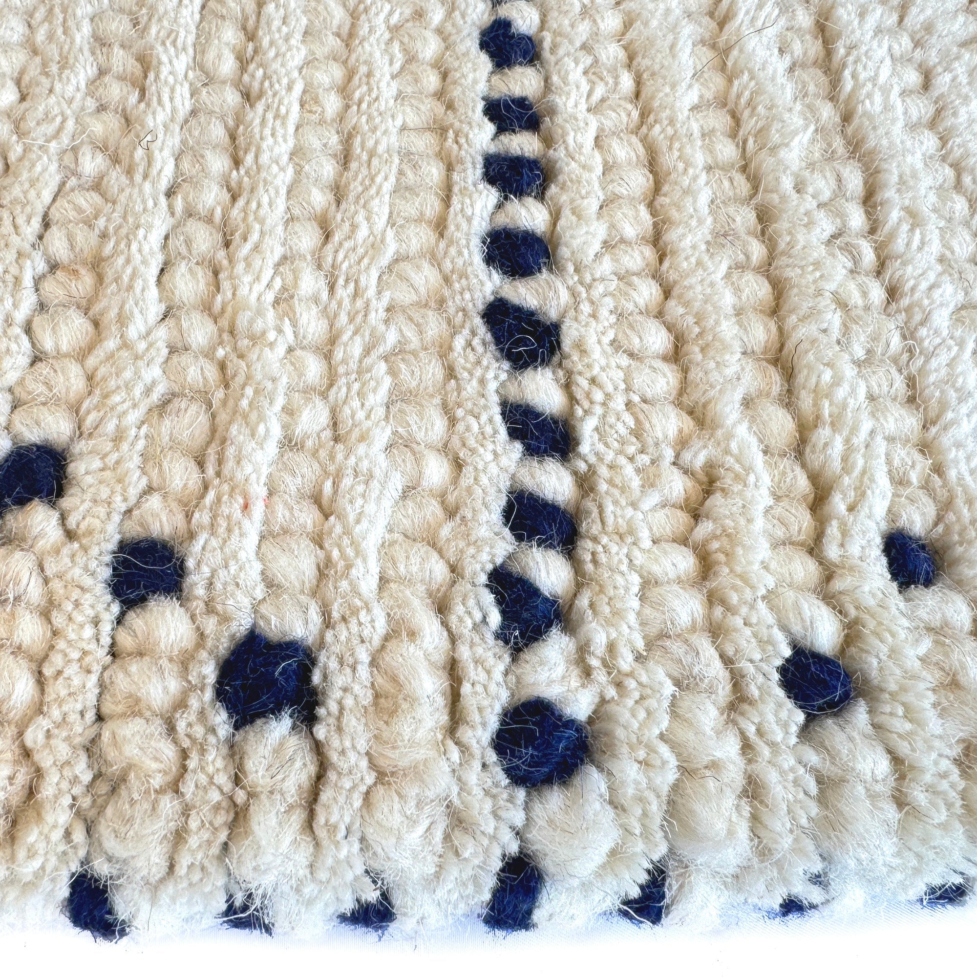 Geometrics Ivory Navy Hand Woven Area Rug Rectangle image