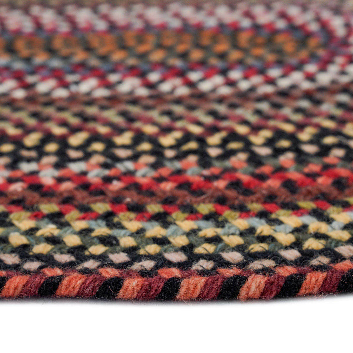 Americana Black Braided Rug Oval Cross Section image