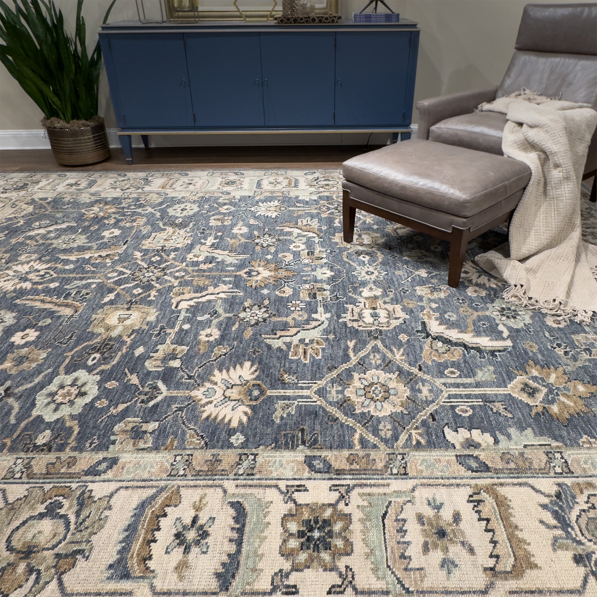Ashford Lapis Hand Knotted Rug Rectangle image