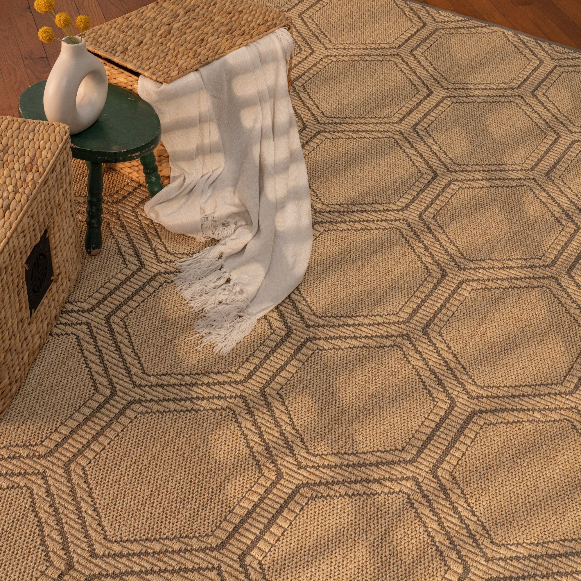 Reed Sand Black Machine Woven Rug Rectangle image