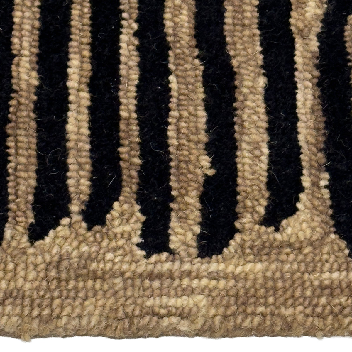 Tantu Thatch Hand Tufted Rug Rectangle image